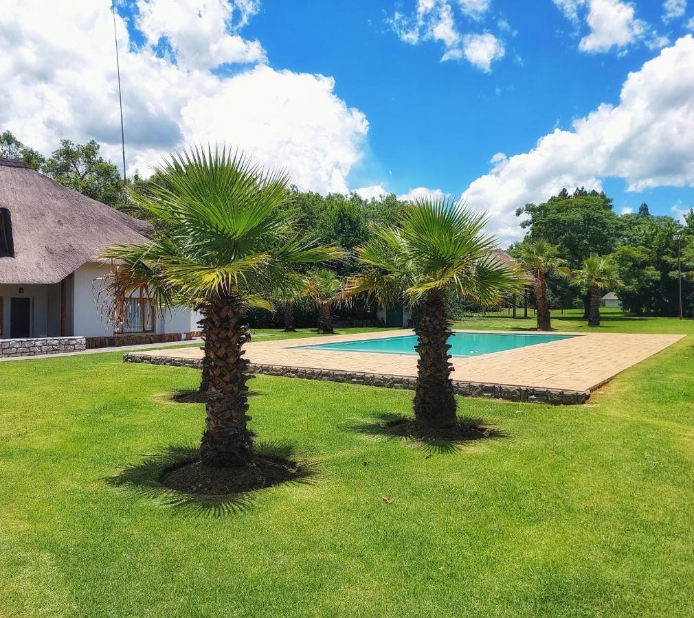 Clivia Lodge Vanderbijlpark Luaran gambar